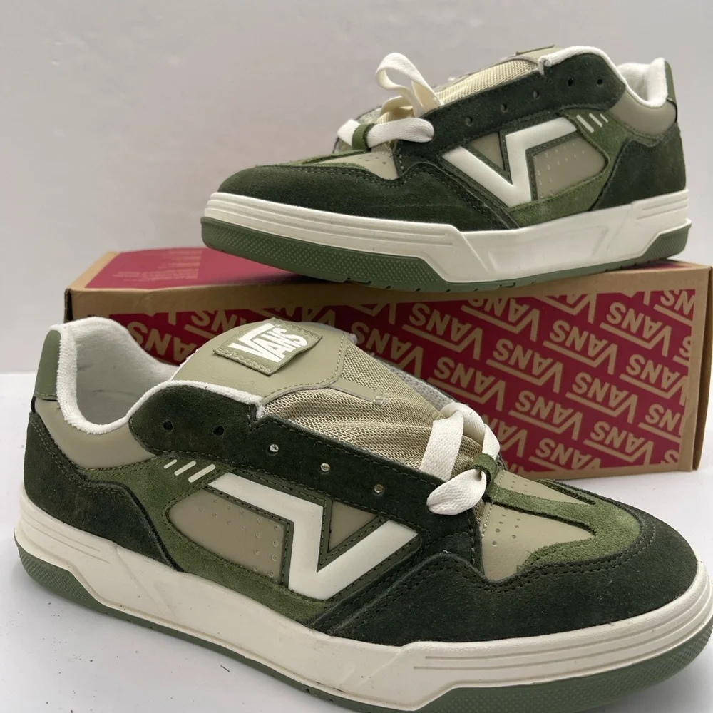 Vans Men’s 10.5 Upland
Green/Multi
VN000D1HBGK Skate Sneakers - Picture 13 of 16